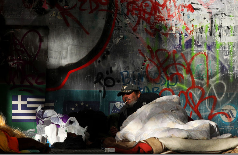 Πρωτοβουλίες για τους άστεγους με δωρεές ιδιωτών ανακοίνωσε ο Σαμαράς