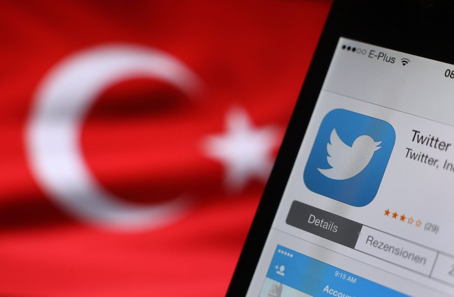 Επιχείρηση φορολόγησης του Twitter από τον Ερντογάν