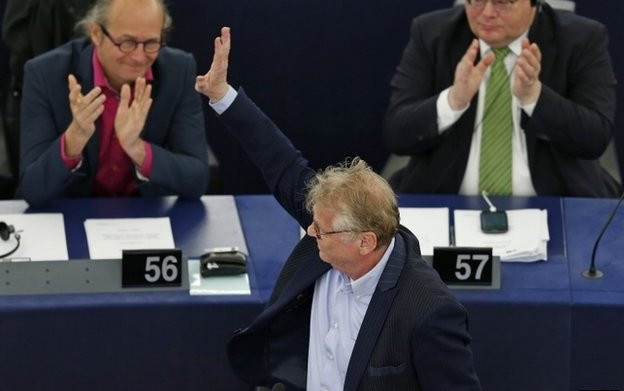 Ο Ντανιέλ Κον Μπεντίτ αποχαιρετά το Ευρωκοινοβούλιο