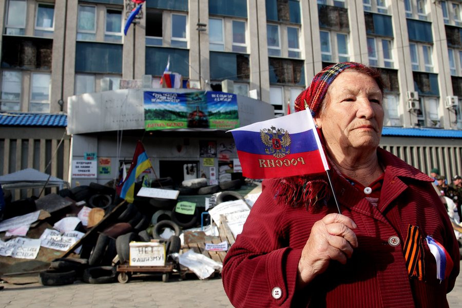 Παραχωρήσεις προς τους ρωσόφωνους υπόσχεται το Κίεβο