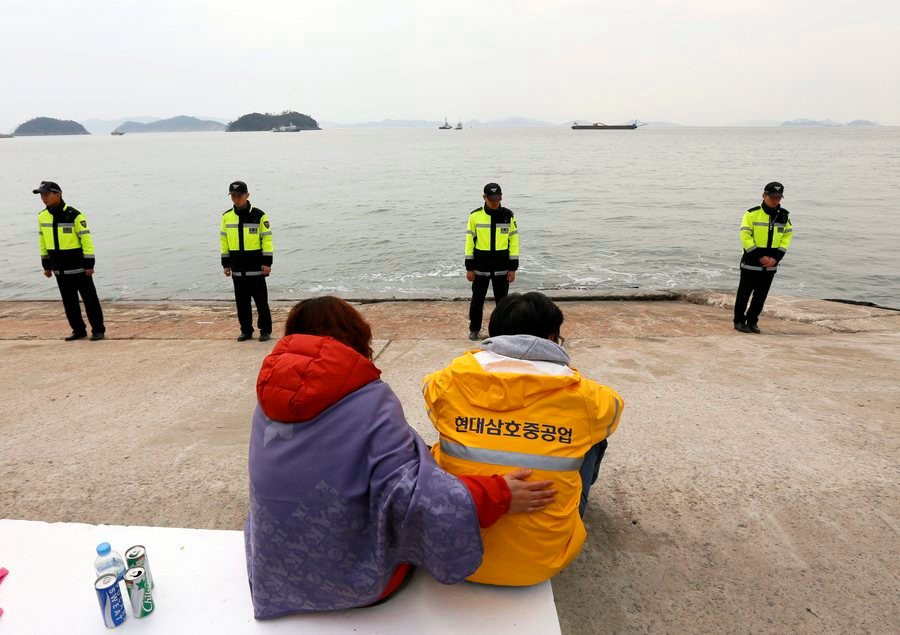 Ν. Κορέα: Για λόγους ασφαλείας «καθυστέρησα την εκκένωση», λέει ο πλοίαρχος