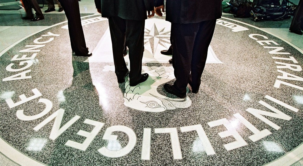 Bild: CIA και FBI συμβουλεύουν το Κίεβο