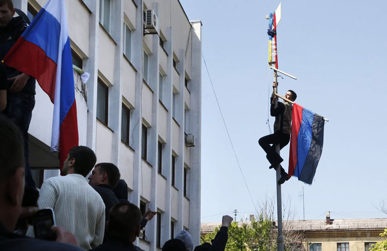 Βήμα πίσω από τον Πούτιν;