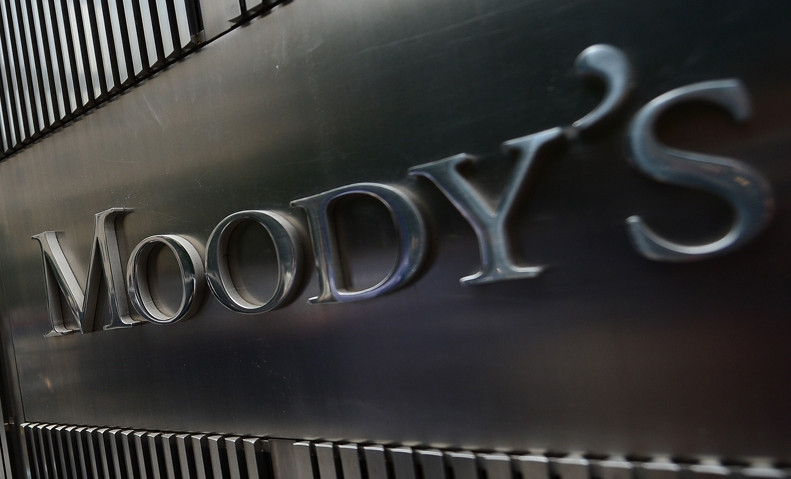Πρόβλεψη Moody’s: Στο 0,4% η οικονομική ανάπτυξη