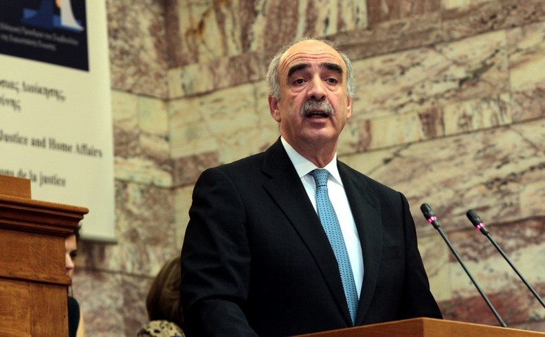 Μεϊμαράκης: Δεν αποκλείει σύγκληση της Βουλής για το δημοψήφισμα