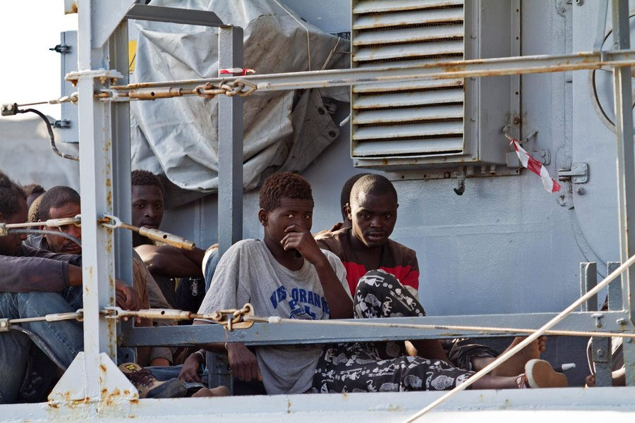 Χάθηκαν 180 μετανάστες στη Μεσόγειο το Σάββατο