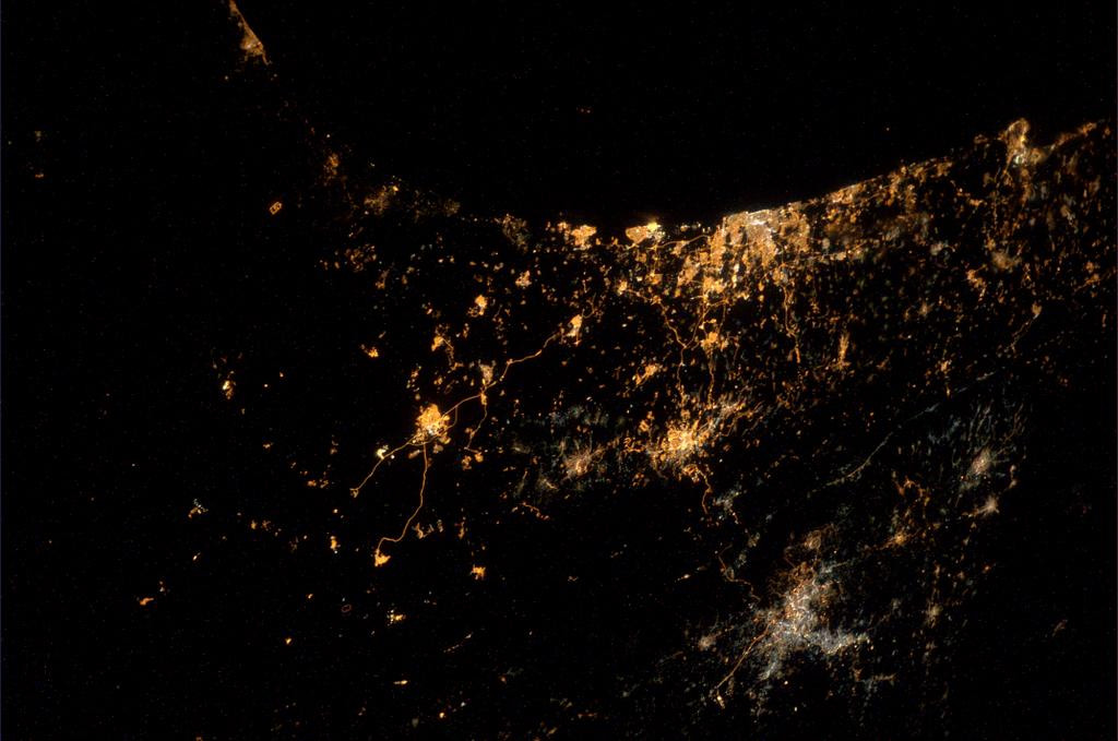 Αστροναύτης φωτογραφίζει από το διάστημα τους βομβαρδισμούς στη Γάζα