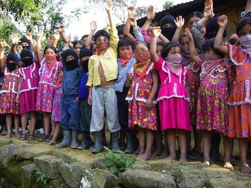 Εκπαιδεύοντας στην αντίσταση: Τα αυτόνομα σχολεία των Ζαπατίστας