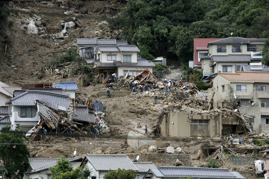 Πάνω από 27 νεκροί στην Χιροσίμα από πλημμύρες και κατολισθίσεις