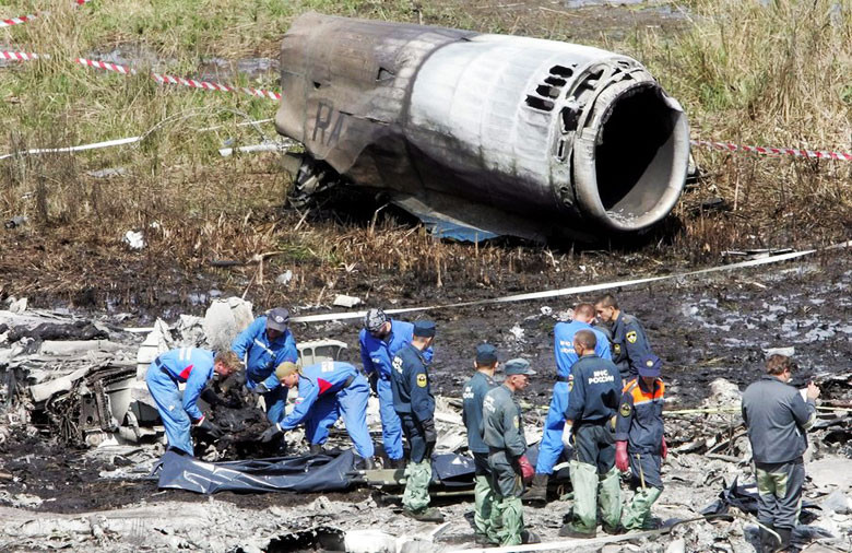 Χαμηλότερα κατά 1.000 μέτρα πετούσε το Μπόινγκ της Malaysia Airlines που κατερρίφθη