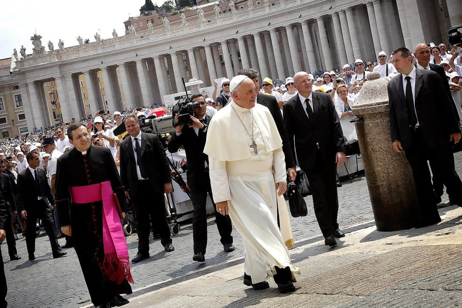 Ο Τσίπρας στον Πάπα: Τι θα βρεθεί στο επίκεντρο της συνάντησης