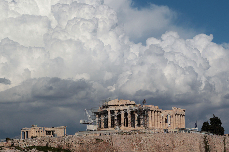 Κομισιόν: Μην επαναπαύεστε στην Ελλάδα