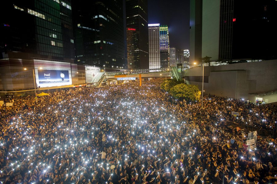 Tελεσίγραφο από τους διαδηλωτές στην ηγεσία του Χονγκ Κονγκ