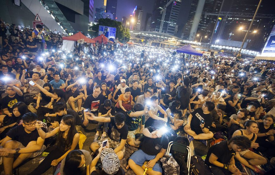 Συμφώνησαν για εκλογική μεταρρύθμιση κυβέρνηση και διαδηλωτές στο Χονγκ Κονγκ