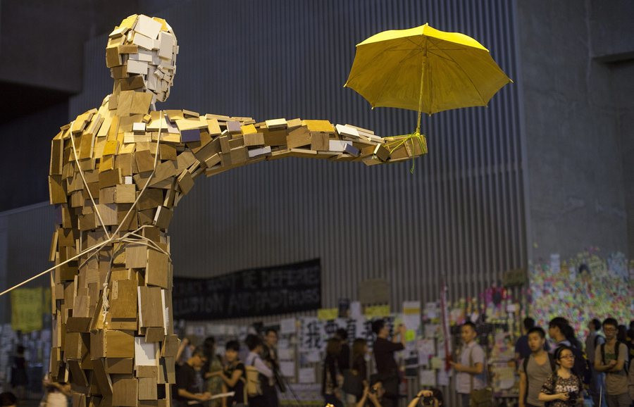 Ξανανοίγουν οι ομπρέλες: Ακυρώνει τις συζητήσεις με τους φοιτητές η κυβέρνηση του Χονγκ Κόνγκ