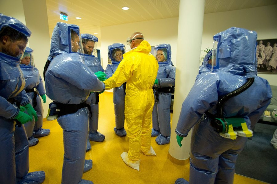 Και δεύτερο κρούσμα Έμπολα στο Ντάλας: Πρώτο περιστατικό μετάδοσης του ιού στις ΗΠΑ