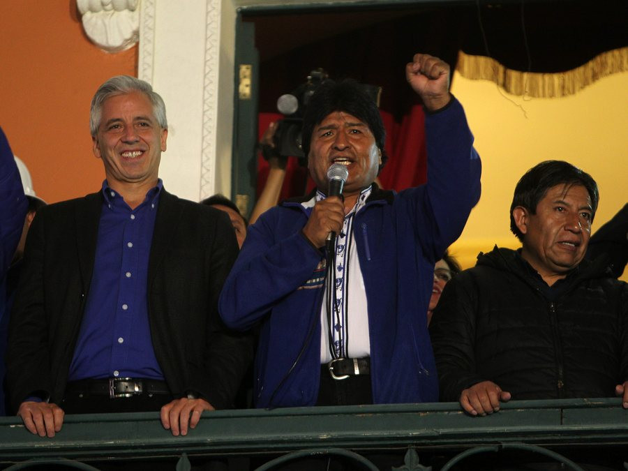 Θριαμβευτική επανεκλογή Μοράλες στη Βολιβία «αφιερωμένη» στον Φιντέλ Κάστρο