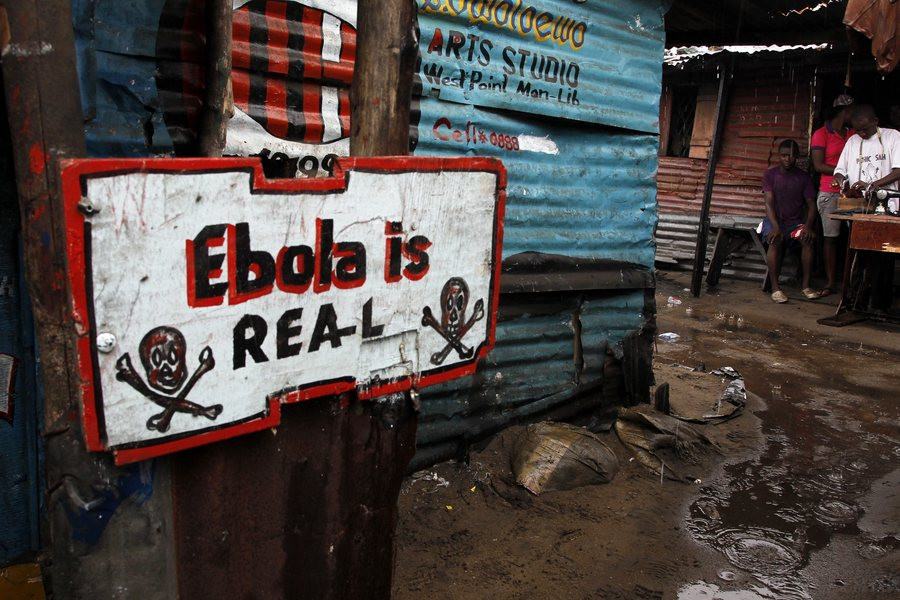 Ο Έμπολα μπορεί να δραπέτευσε από τα εργαστήρια βιο-πολέμου των ΗΠΑ