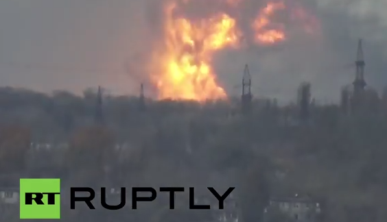 Ισχυρή έκρηξη στο Ντόνετσκ: Χτυπήθηκε εργοστάσιο με χημικά; (Βίντεο)