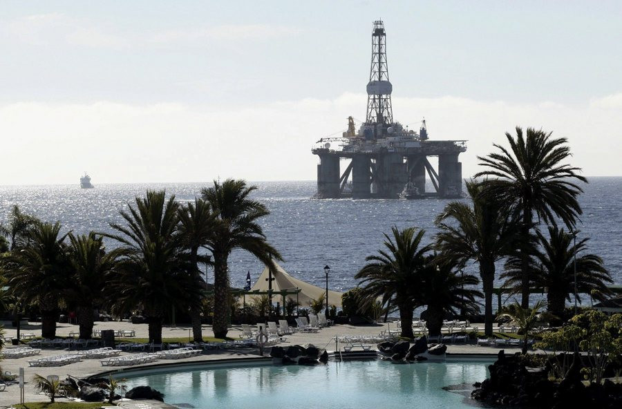 Πετρέλαιο: Γιατί πέφτει παντού εκτός από την Ελλάδα;