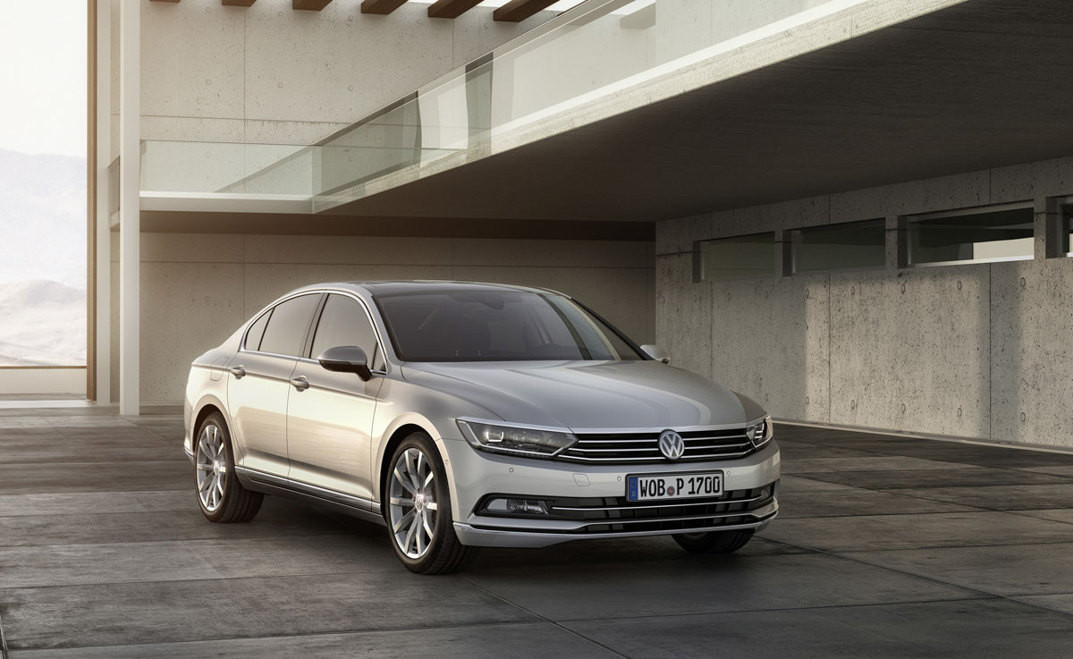 Volkswagen Passat και υβριδικό Golf GTE στην «ΑΥΤΟΚΙΝΗΣΗ 2014»