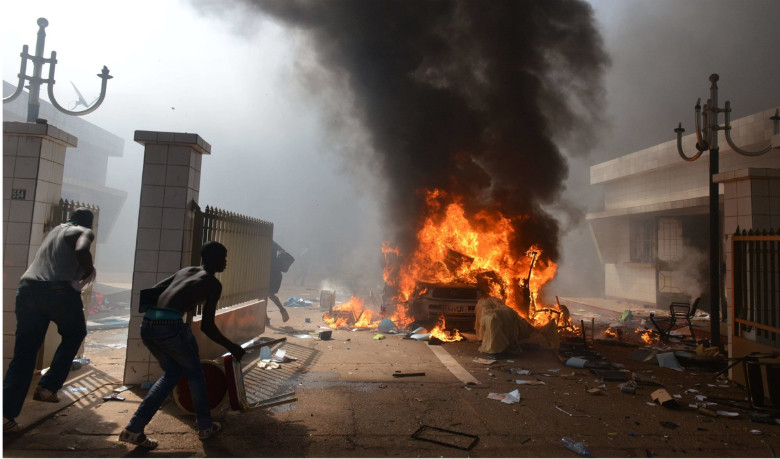 Μπουρκίνα Φάσο: Σε κατάσταση εκτάκτου ανάγκης η χώρα