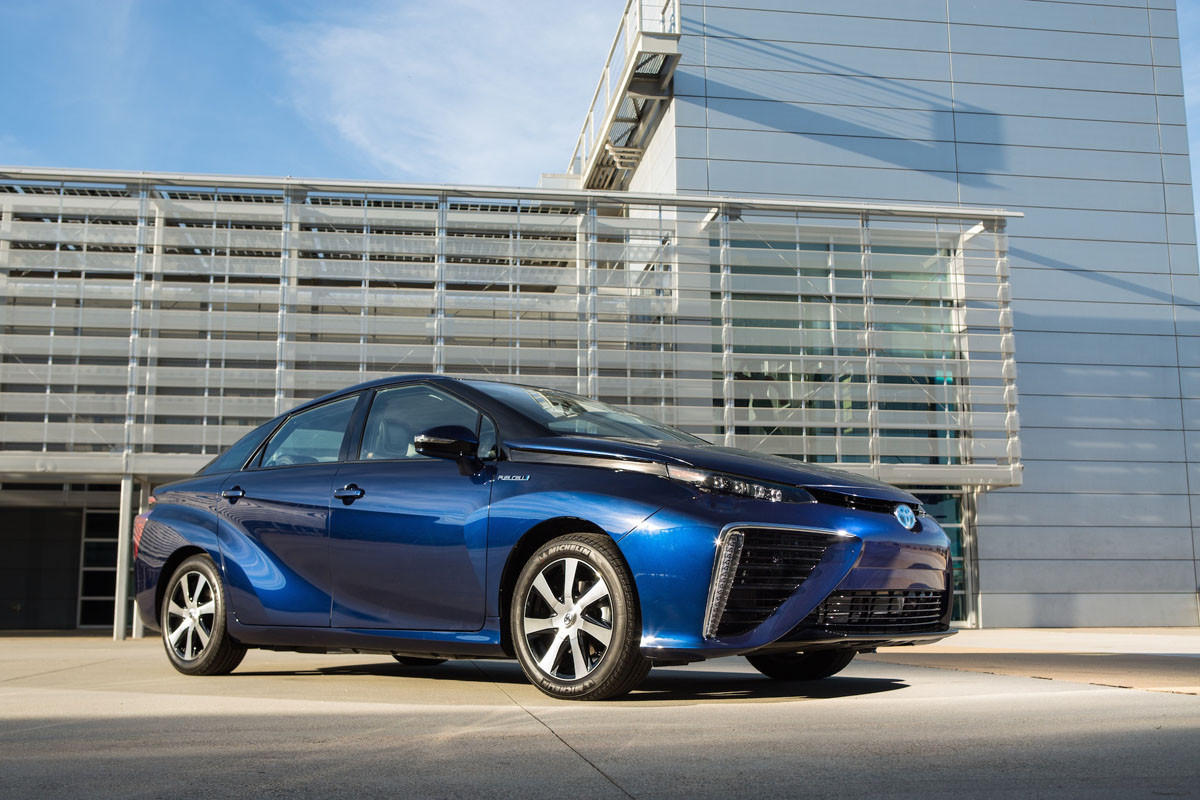 Toyota Mirai: υψηλή τεχνολογία υδρογόνου στην αγορά