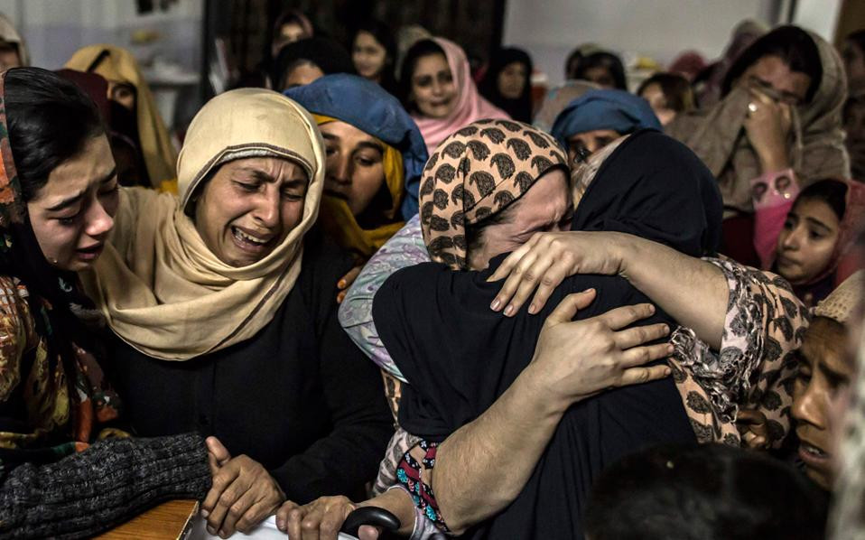 Το Πακιστάν θρηνεί τα θύματα του