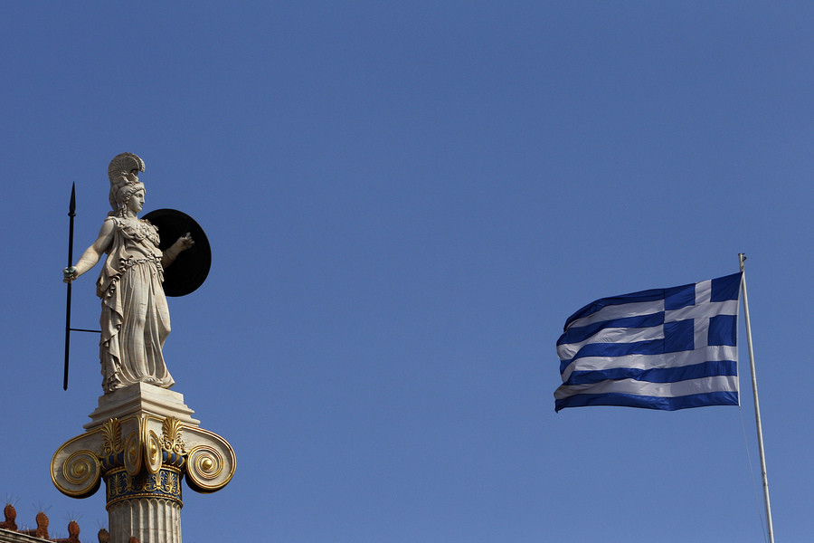 Bloomberg: Προχωρήστε σε διαγραφή ελληνικού χρέους