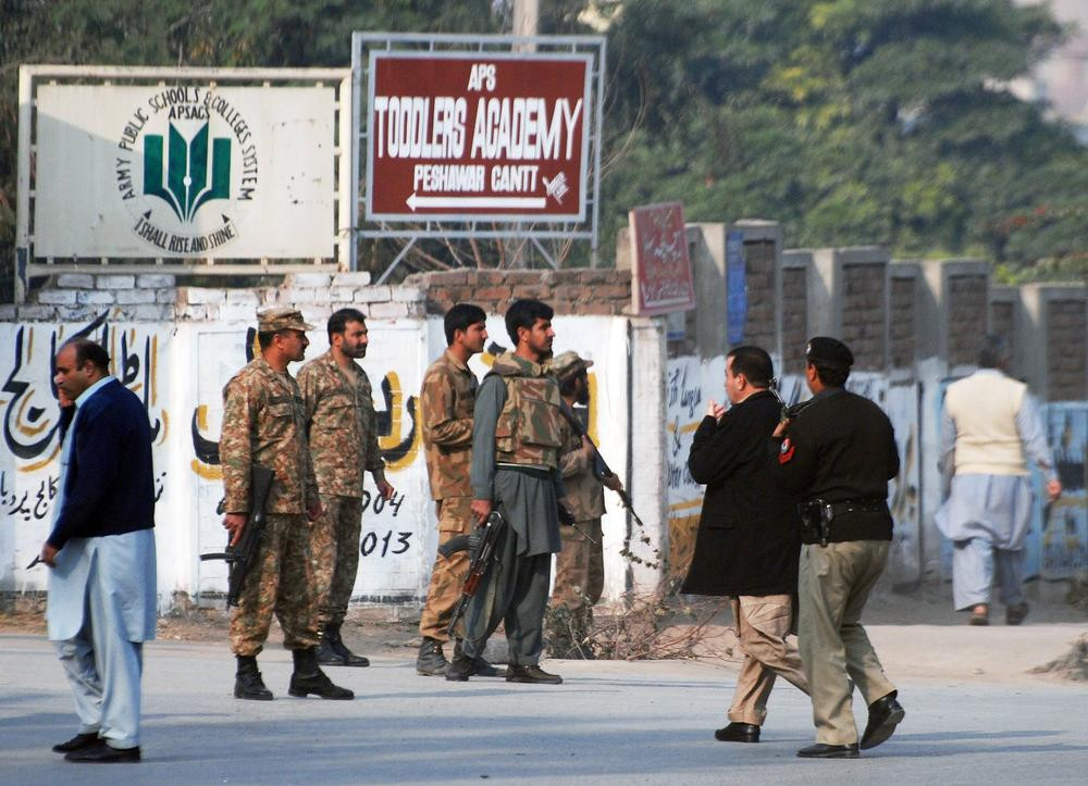 Εκτέλεση 500 θανατοποινιτών στο Πακιστάν μετά την επίθεση στο σχολείο