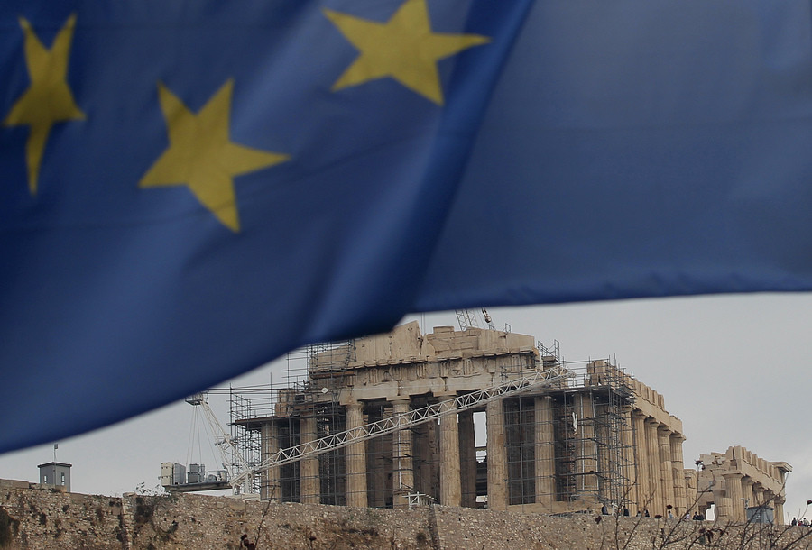 New York Times: Να αναβληθεί η αποπληρωμή του ελληνικού χρέους