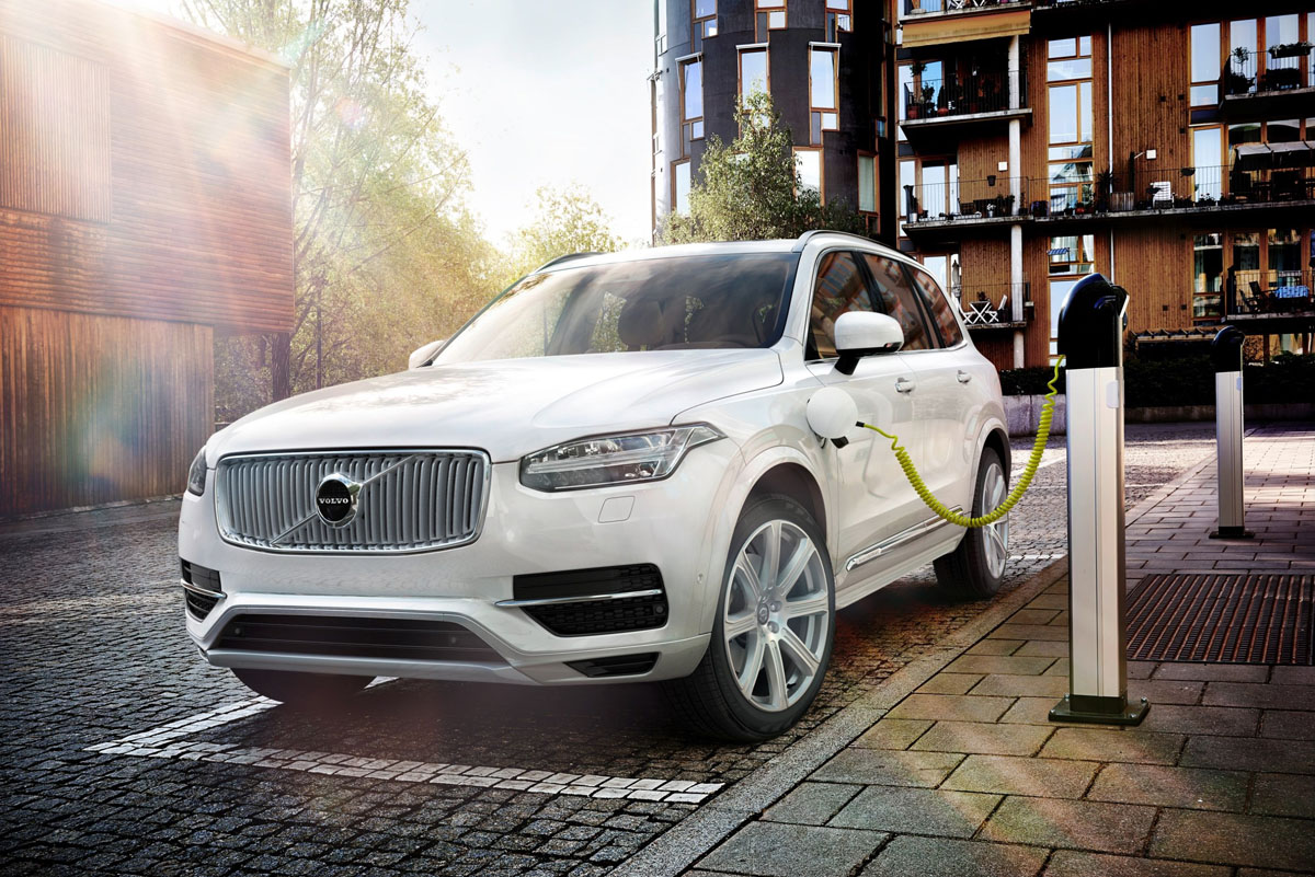 Έτοιμο το Plug-in υβριδικό Volvo XC90 T8