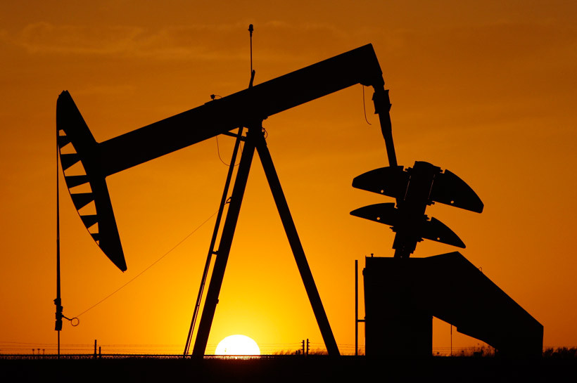 Η Goldman Sachs υποβαθμίζει τις εκτιμήσεις για τη διεθνή τιμή του πετρελαίου