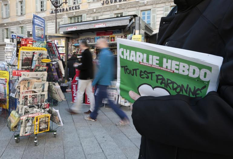 Οι συντάκτες της Charlie Hebdo περιγράφουν το νέο πρωτοσέλιδο