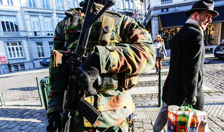 Βγήκαν οι στρατιώτες στους δρόμους του Βελγίου