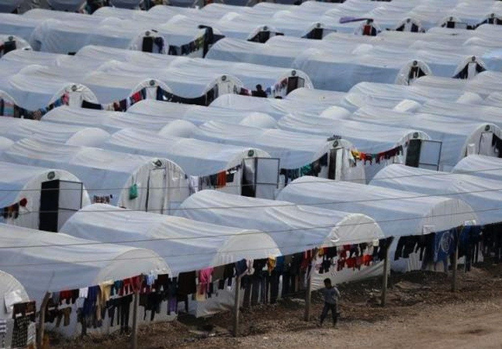 Τεράστιος καταυλισμός στην Τουρκία για 35.000 πρόσφυγες από το Κομπάνι