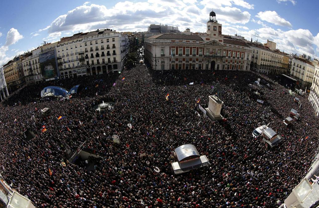 Χιλιάδες Podemos στους δρόμους για την κυβέρνηση των πολιτών