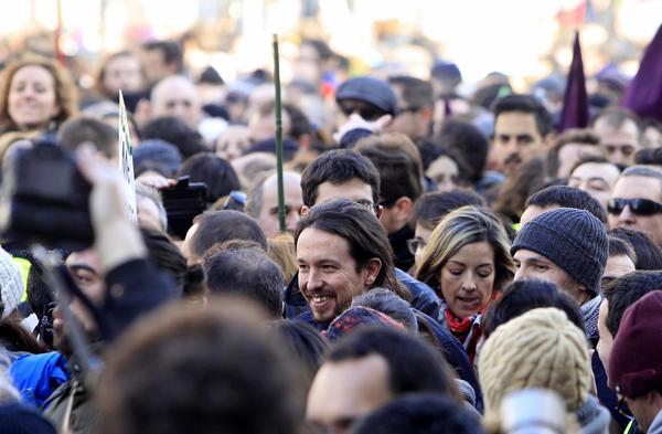 Οι καλύτεροί μας σύμμαχοι, οι 300.000 της Πουέρτα ντελ Σολ! Του Γιώργου Μητραλιά