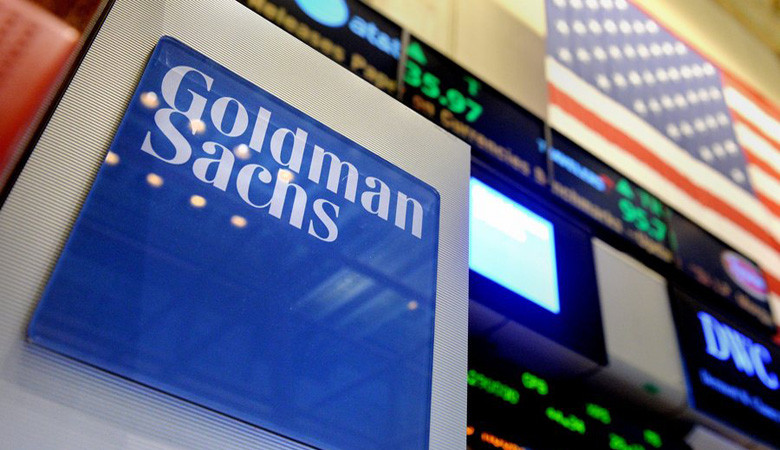 Υποβαθμίζει τις μετοχικές αξίες των ελληνικών τραπεζών η Goldman Sachs