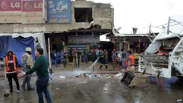 Πολυνεκρη επίθεση αυτοκτονίας σε εστιατόριο της Βαγδάτης