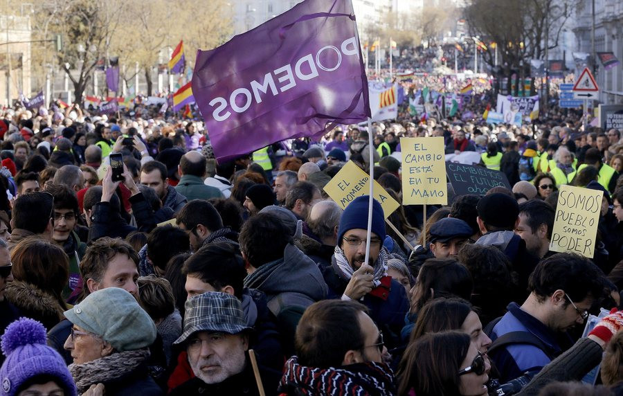Πρώτο και πάλι σε νέα δημοσκόπηση το Podemos