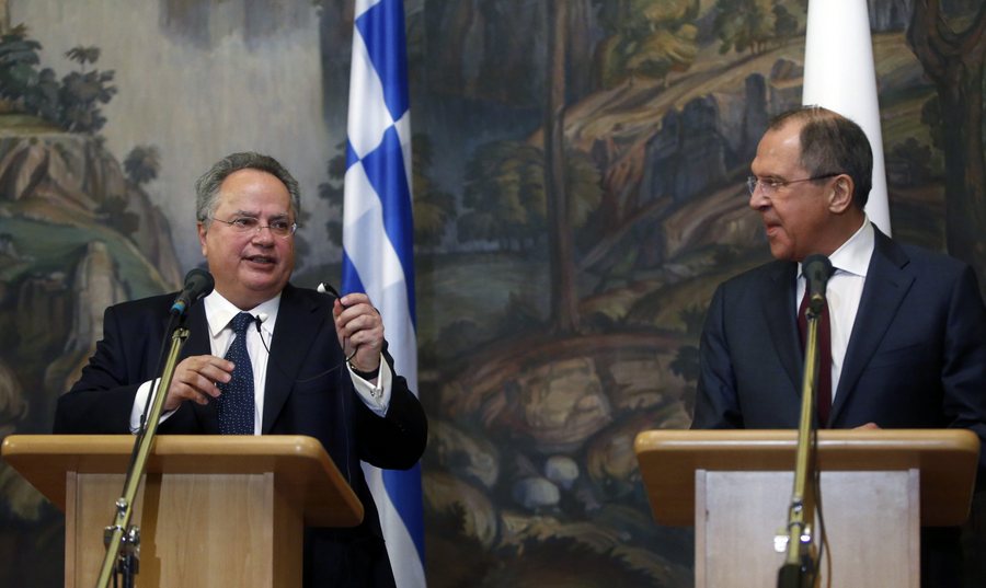 Λαβρόφ: Θα εξετάσουμε ενδεχόμενο αίτημα βοήθειας της Ελλάδας