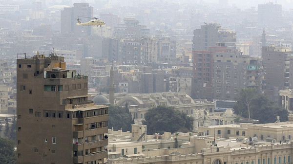 Μπαράζ βομβιστικών επιθέσεων στο Κάιρο, με έναν νεκρό