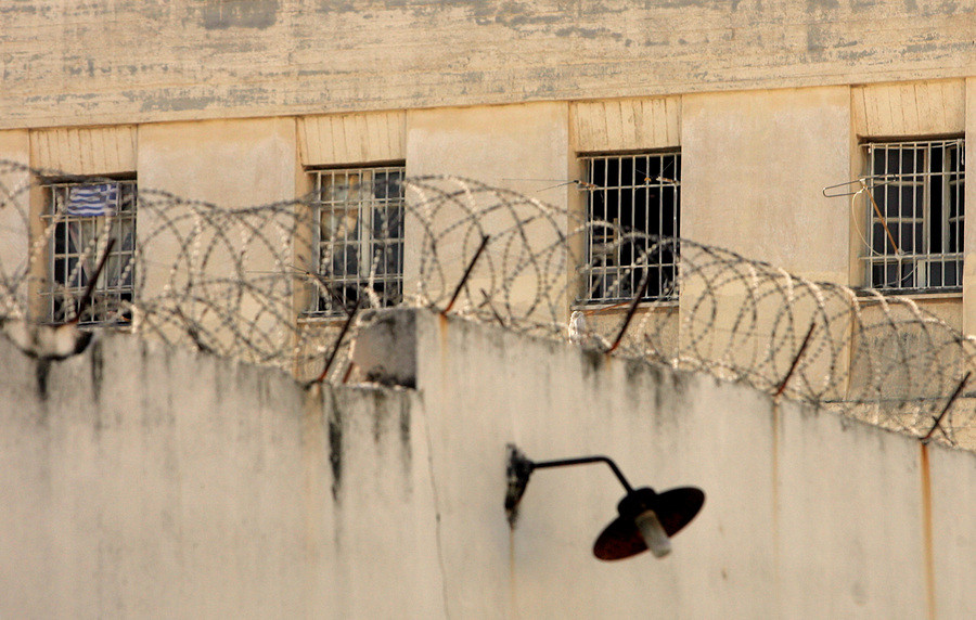 Κρατούμενος Κορυδαλλού: Δεν με αφήνουν να σπουδάσω μέσα στη φυλακή
