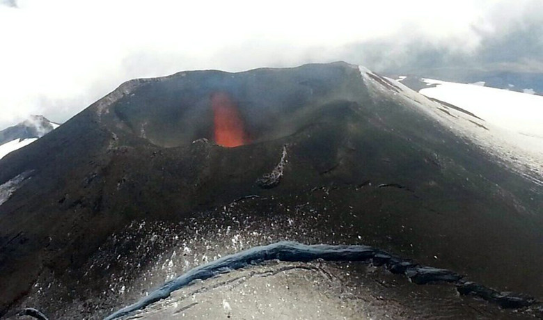 Εξερράγη το ηφαίστειο Βιγιαρίκα στη Χιλή [ΒΙΝΤΕΟ]