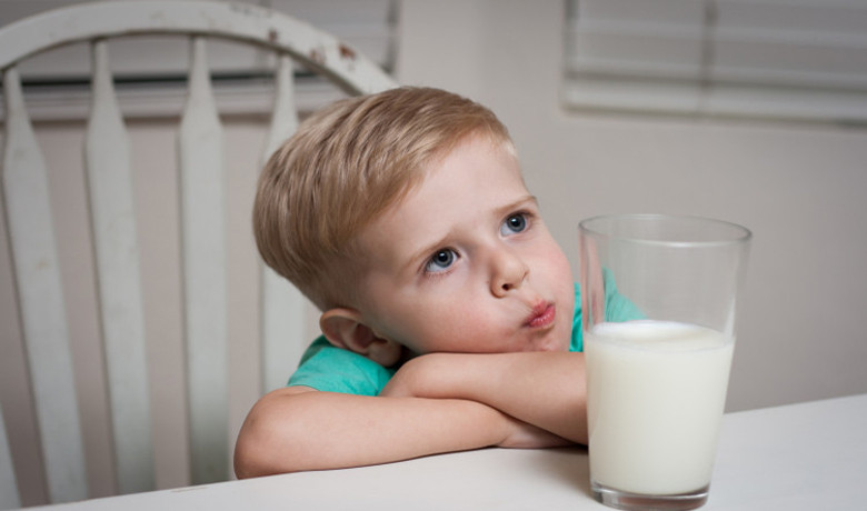 Ν. Ζηλανδία: Ακτιβιστές απειλούν να μολύνουν βρεφικό γάλα για να σταματήσει η χρήση γεωργικού δηλητηρίου