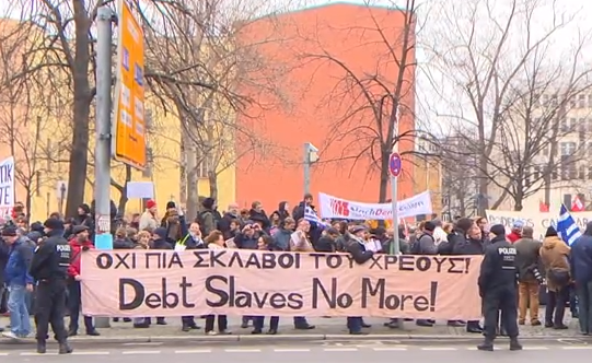Μαζική η πορεία αλληλεγγύης για την Ελλάδα στο Βερολίνο