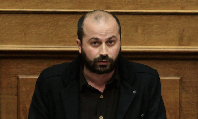 Βαγγέλης Διαμαντόπουλος: Γιατί θα κρατήσω το βουλευτικό αυτοκίνητο