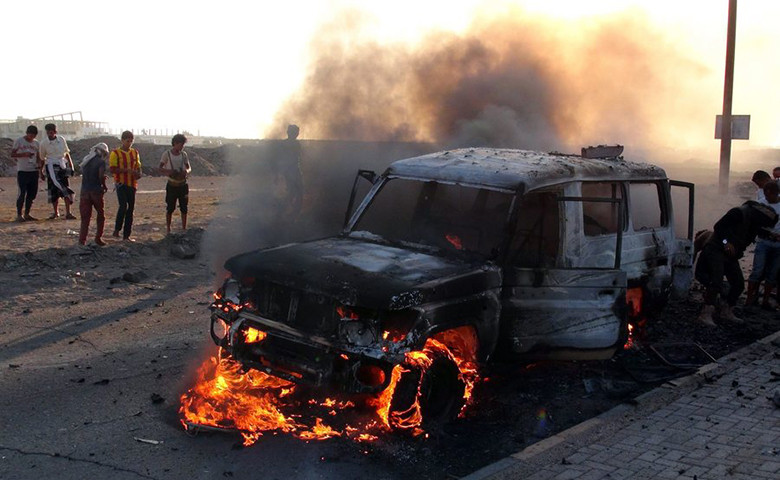 Βομβαρδισμός καταυλισμού στην Υεμένη – Δεκάδες νεκροί