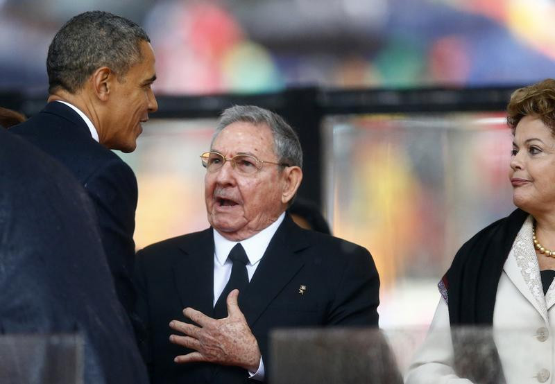 Ιστορικό τηλεφώνημα Ομπάμα – Ραούλ Κάστρο